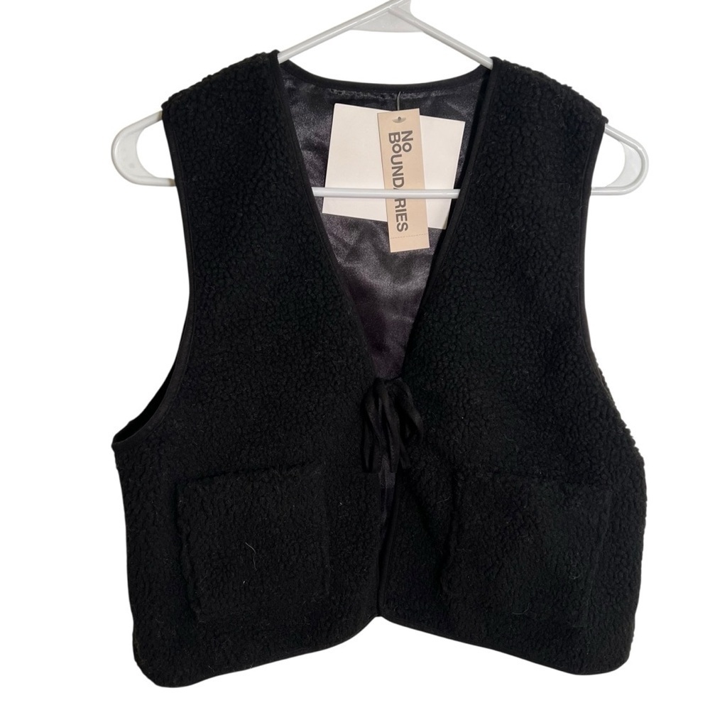 No Boundaries‎ Women's Sherpa Vest Sleeveless Black Tie Front Pockets Y2K